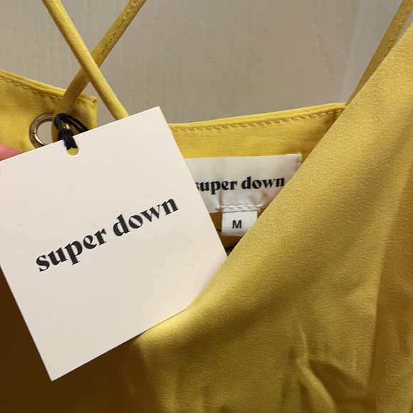 Yellow superdown crop top with tie back! - Picture 3 of 3